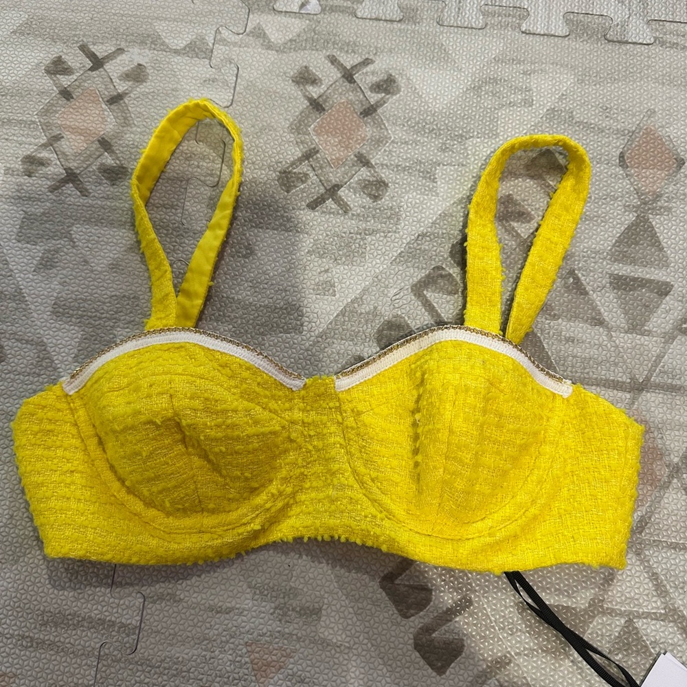 Revolve Top - Picture 2 of 8